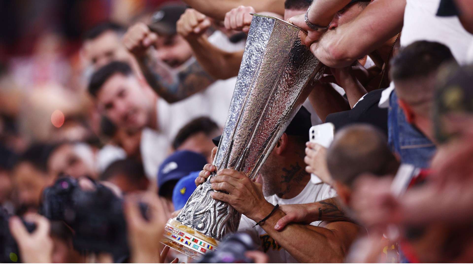 在当今激烈 在当今激烈